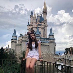 Meet your Posher, Andrea